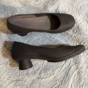 Camper Alright Heels
